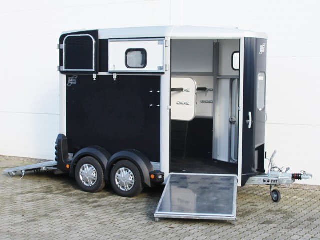 Ifor Williams Pferdeanhänger HB506-Frontausstieg-Klappenkombi-schwarz-Neu – Bild 5